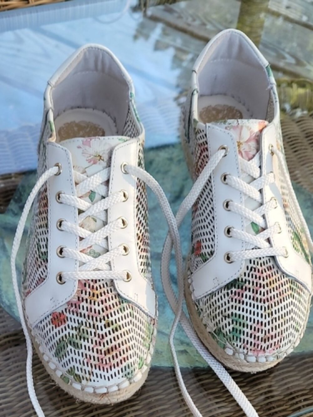 Vince Camuto Joellan Floral Jute Platform Sneakers boho-chic, cottagecore, beach - Picture 4 of 13